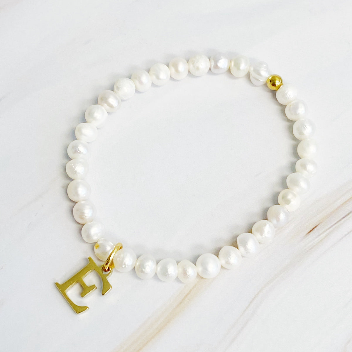 Freshwater Pearl Initial Charm Bracelet for Women – 18k Gold-Plated Letter Charm, Gift for Her