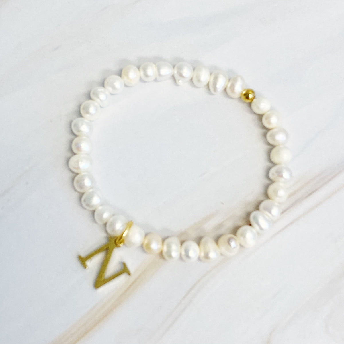Freshwater Pearl Initial Charm Bracelet for Women – 18k Gold-Plated Letter Charm, Gift for Her