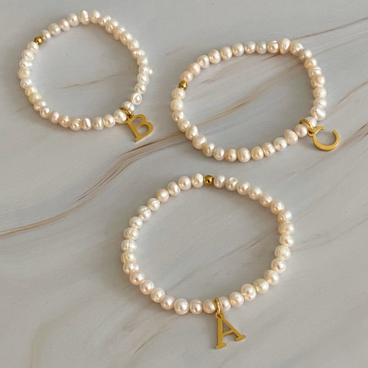 Freshwater Pearl Initial Charm Bracelet for Women – 18k Gold-Plated Letter Charm, Gift for Her