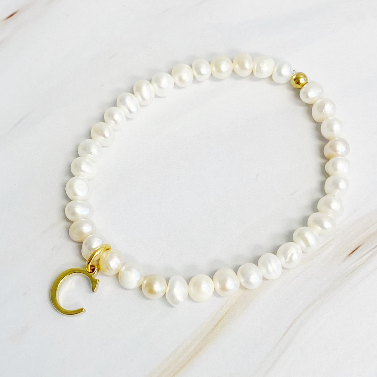 Freshwater Pearl Initial Charm Bracelet for Women – 18k Gold-Plated Letter Charm, Gift for Her